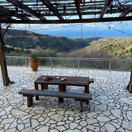 Mitato Open View Villa Hárkia Kültér fotó
